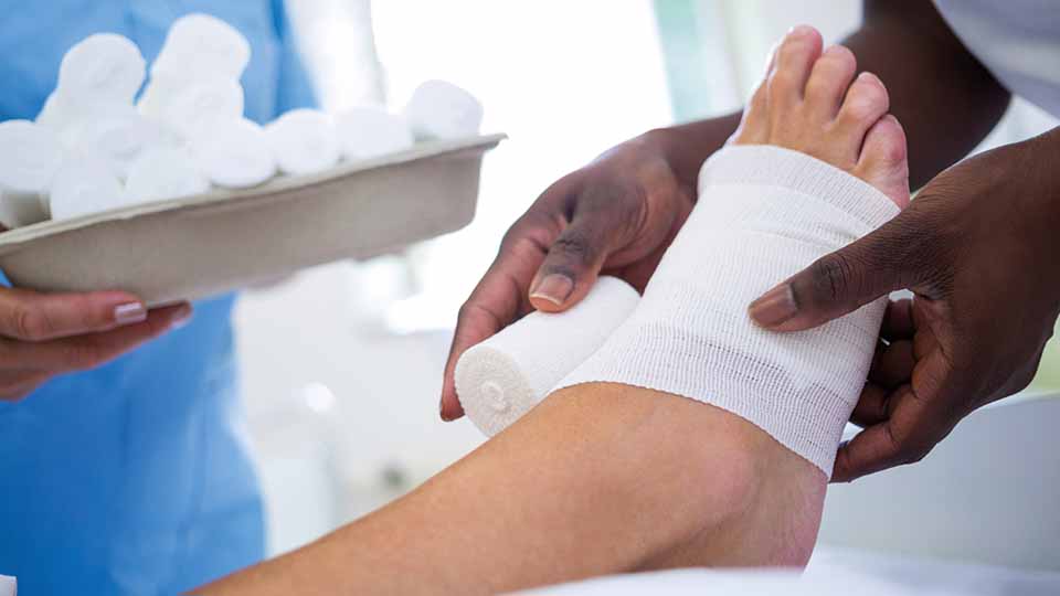 TLC-Ag dressings: a prospective, multicentre study on 728 patients with wounds at risk of or with local infection